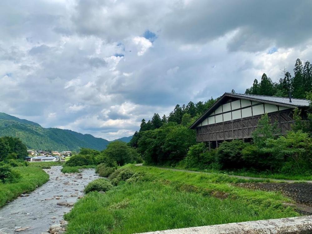 山の中の道

AI 生成コンテンツは誤りを含む可能性があります。